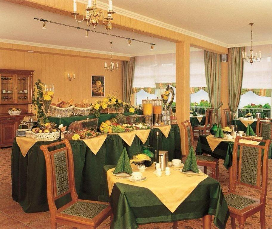 Pension Alter Kutschenbauer Wernigerode Esterno foto